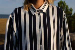 Camicia a righe verticali